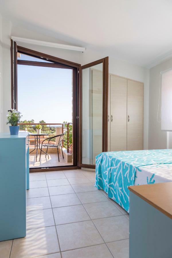 Villa Kristin 2 - 2Min Walk To Great Sandy, Shallow Beach Nikiti  Exterior foto