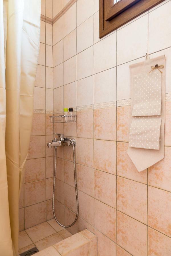 Villa Kristin 2 - 2Min Walk To Great Sandy, Shallow Beach Nikiti  Exterior foto
