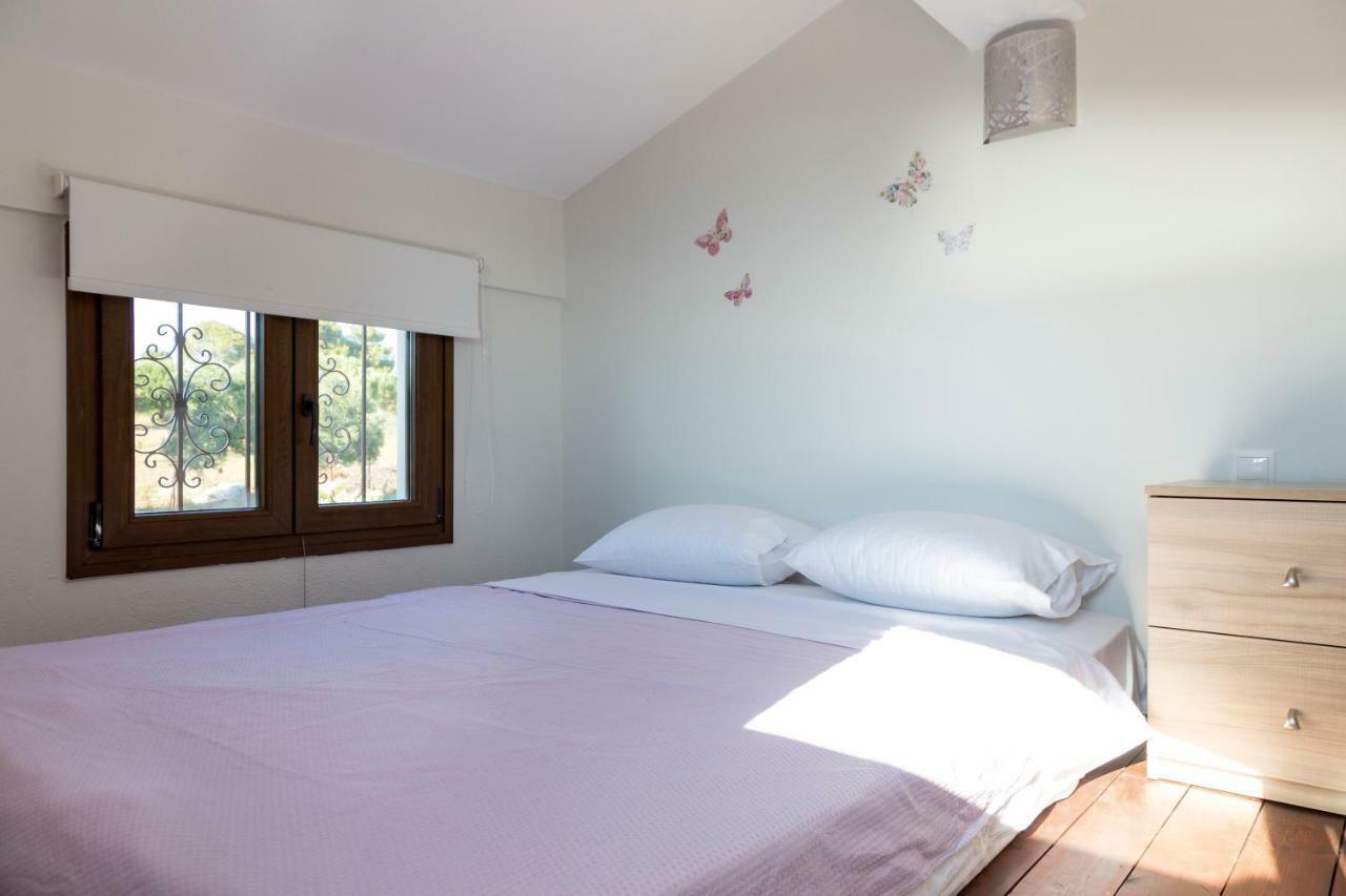 Villa Kristin 2 - 2Min Walk To Great Sandy, Shallow Beach Nikiti  Exterior foto